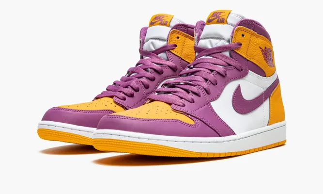 Кроссовки Air Jordan 1 Retro High OG «Brotherhood» фиолетовый