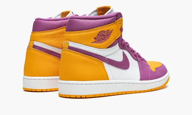 Кроссовки Air Jordan 1 Retro High OG «Brotherhood» фиолетовый