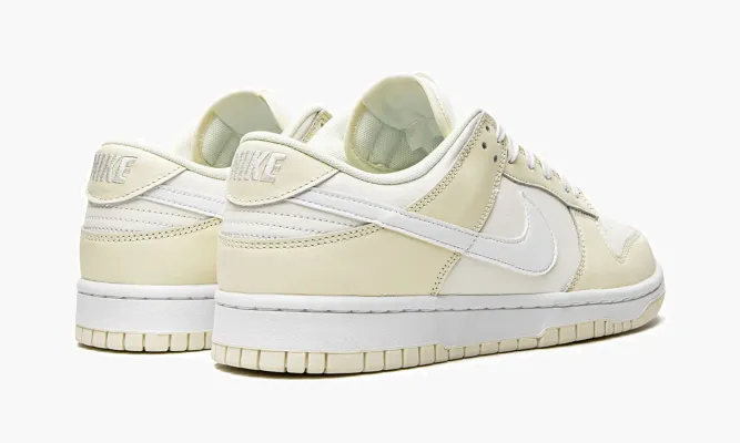 Кроссовки Nike Dunk Low «Coconut Milk» белый