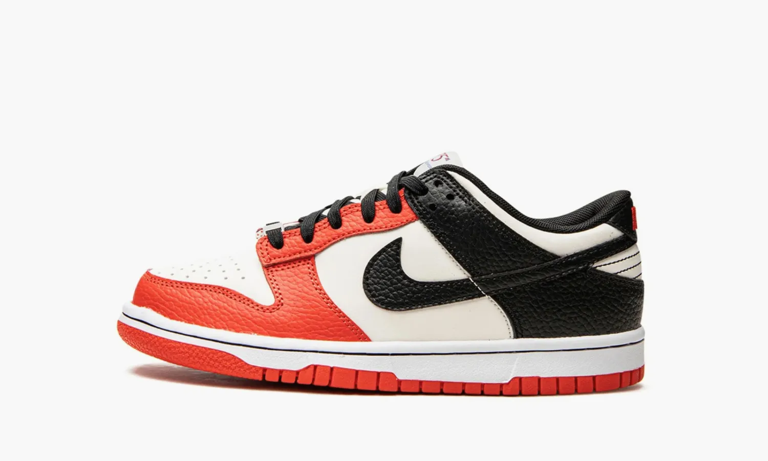 Nike Dunk Low Emb GS «Nba 75th Anniversary - Chicago Bulls»