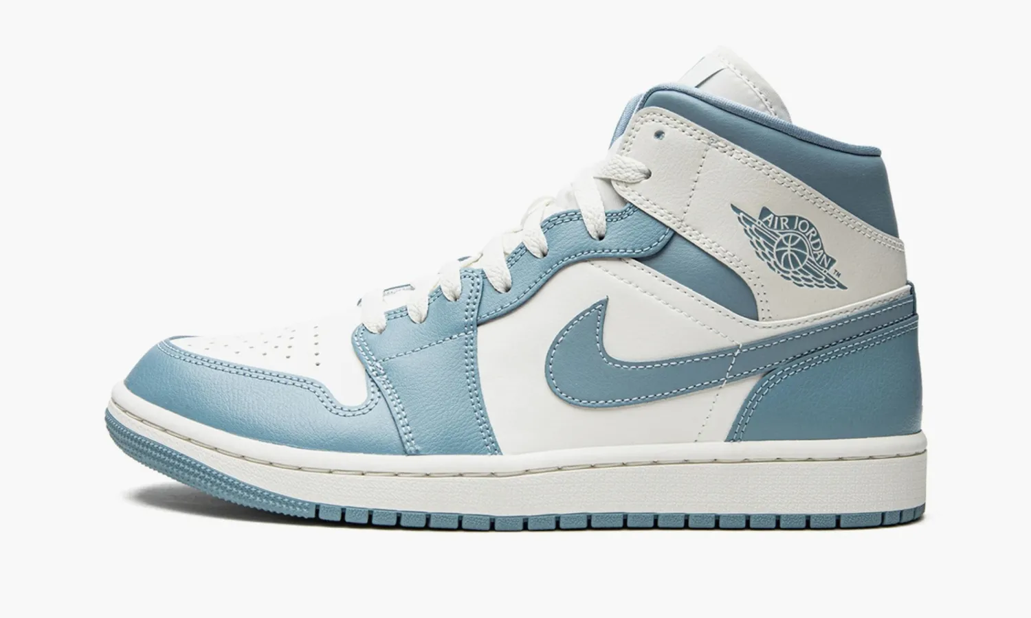 Air Jordan 1 Mid WMNS «Unc 2022»