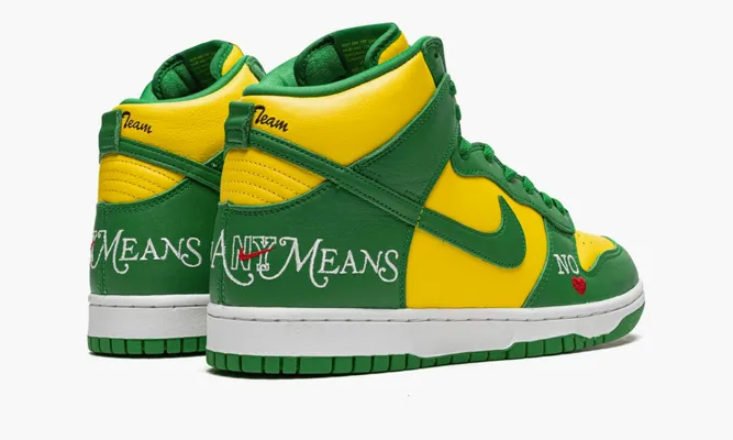 Кроссовки Nike SB Dunk High «Supreme By Any Means Brazil» зеленый