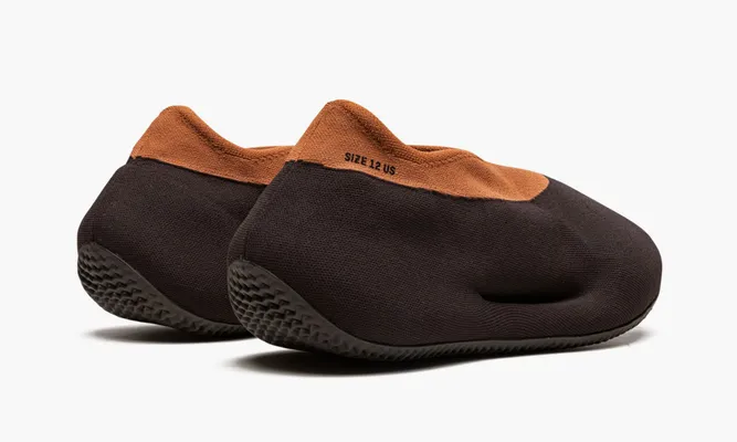 Кроссовки Yeezy Knit Rnnr «Stone Carbon» коричневый