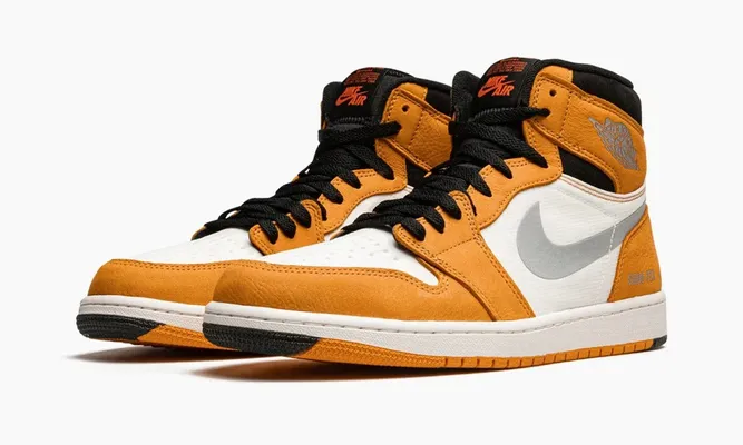 Кроссовки Air Jordan 1 High Element «Gore-tex Light Curry» оранжевый