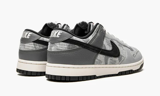 Кроссовки Nike Dunk Low SE «Copy Paste» серый
