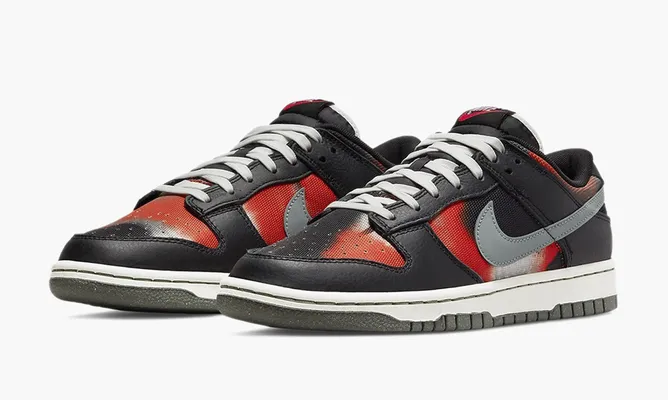 Кроссовки Nike Dunk Low «Graffiti Black Red» разноцветный