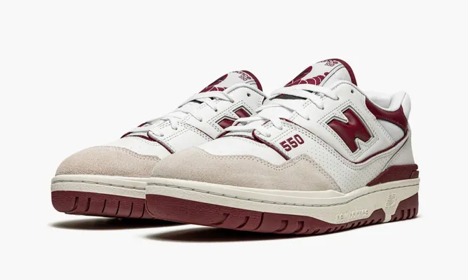 Кроссовки New Balance 550 «Sea Salt Burgundy» кремовый
