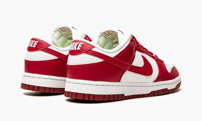 Кроссовки Nike Dunk Low WMNS «Next Nature White Gym Red» белый,красный