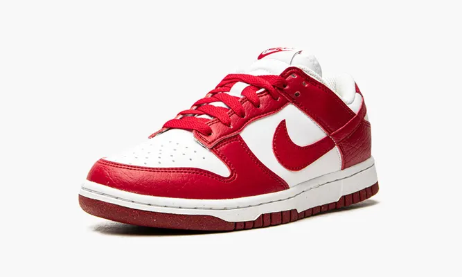 Кроссовки Nike Dunk Low WMNS «Next Nature White Gym Red» белый,красный