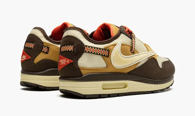 Кроссовки Nike Air Max 1 «Travis Scott Cactus Jack Baroque Brown» коричневый