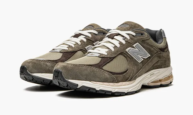 Кроссовки New Balance 2002r «Olive Brown» коричневый