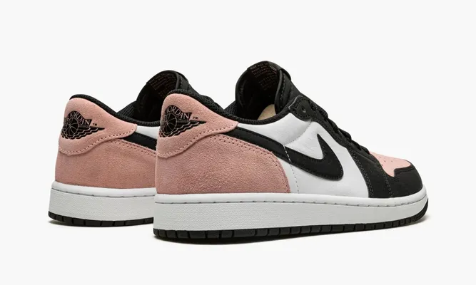 Кроссовки Air Jordan 1 Low OG «Bleached Coral» розовый