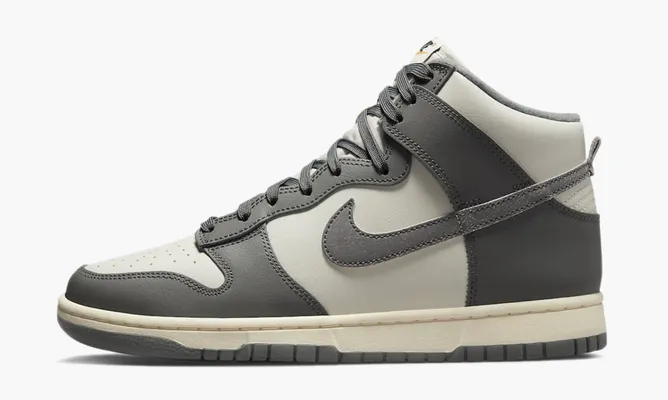 Кроссовки Nike Dunk High «Vintage Light Bone Grey» серый