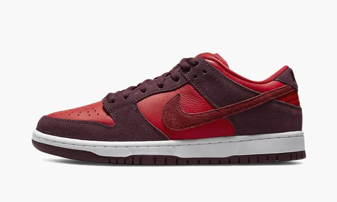 Кроссовки Nike SB Dunk Low «Cherry» бордовый,красный