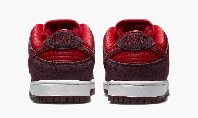 Кроссовки Nike SB Dunk Low «Cherry» бордовый,красный