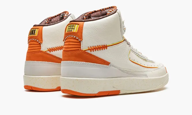 Кроссовки Air Jordan 2 Retro SP «Maison Chateau Rouge» кремовый