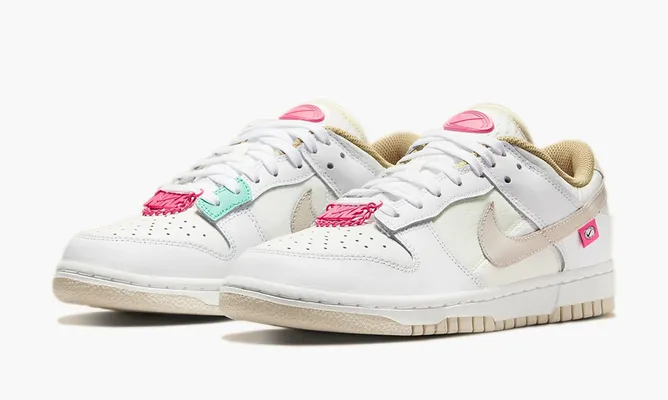 Кроссовки Nike Dunk Low WMNS «Pink Bling» бежевый