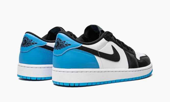 Кроссовки Air Jordan 1 Low WMNS «Black Dark Powder Blue» lightBlue