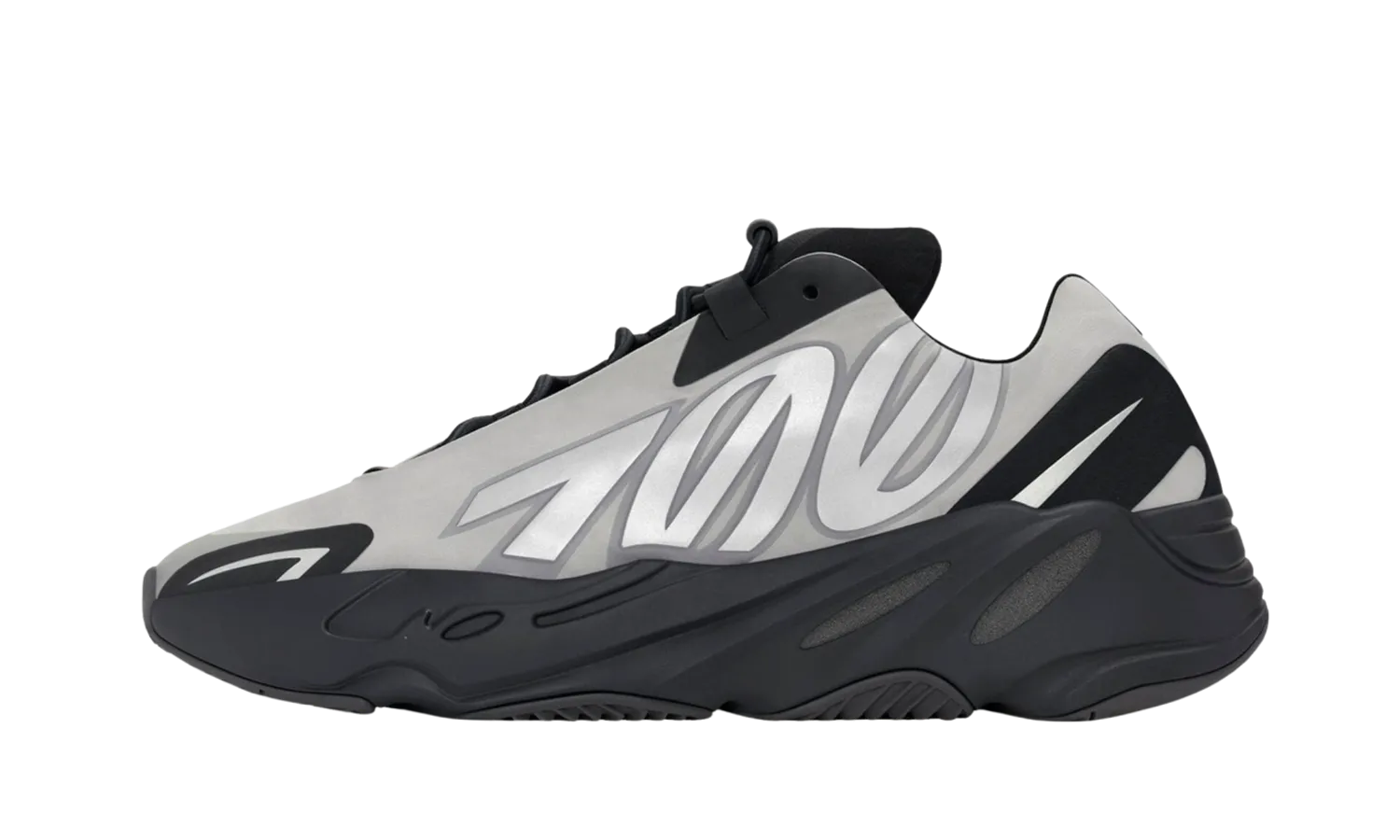 Yeezy Boost 700 Mnvn «Metallic»