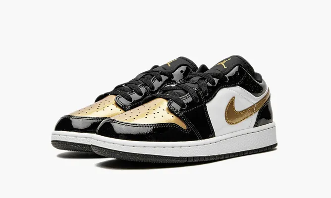 Кроссовки Air Jordan 1 Low SE GS «Gold Toe» желтый