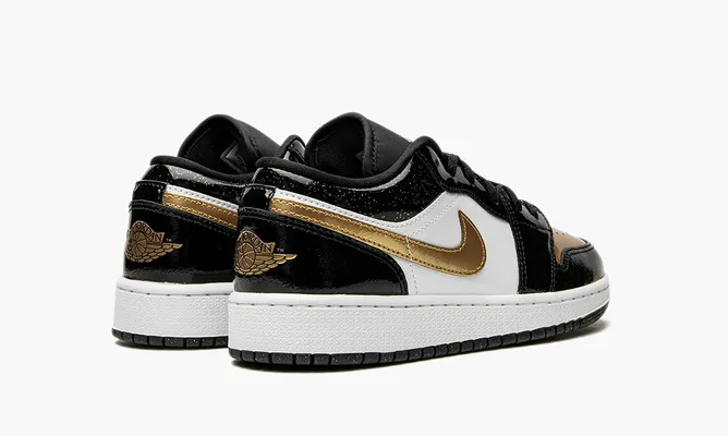 Кроссовки Air Jordan 1 Low SE GS «Gold Toe» желтый