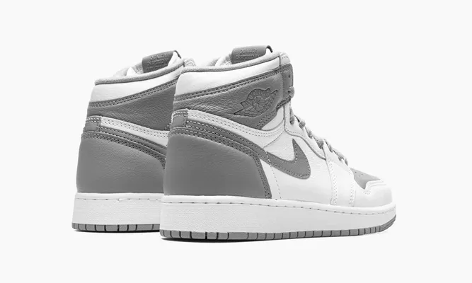 Кроссовки Air Jordan 1 Retro High OG GS «Stealth» серый