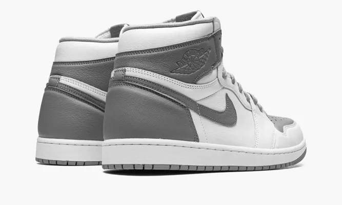 Кроссовки Air Jordan 1 Retro High OG «Stealth» серый