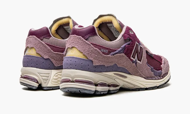 Кроссовки New Balance 2002r «Protection Pack Pink» розовый