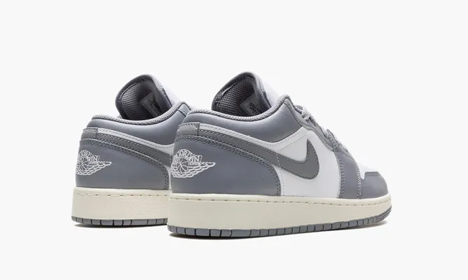 Кроссовки Air Jordan 1 Low GS «Vintage Grey» серый