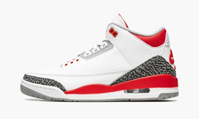 Кроссовки Air Jordan 3 Retro «Fire Red 2022» белый