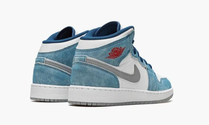 Кроссовки Air Jordan 1 Mid GS «French Blue Fire Red» lightBlue