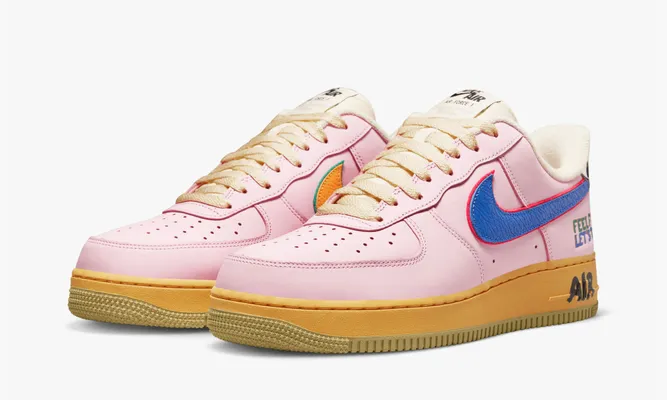 Кроссовки Nike Air Force 1 '07 Low «Feel Free, Let’s Talk» розовый