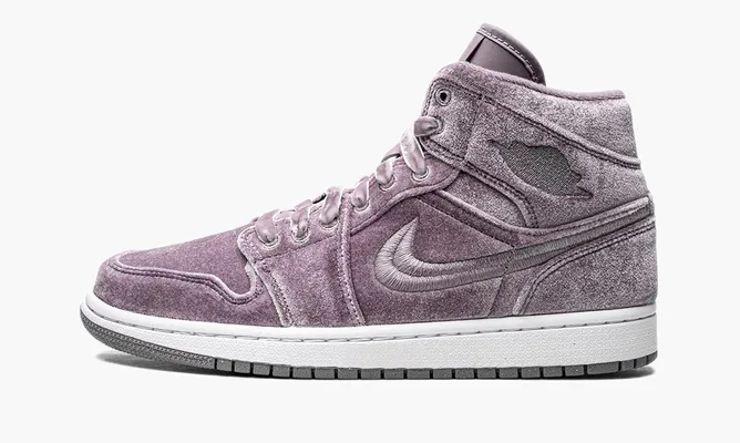 Кроссовки Air Jordan 1 Mid SE WMNS «Purple Velvet» фиолетовый