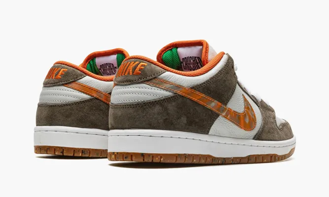Кроссовки Nike SB Dunk Low «Crushed D.C.» коричневый
