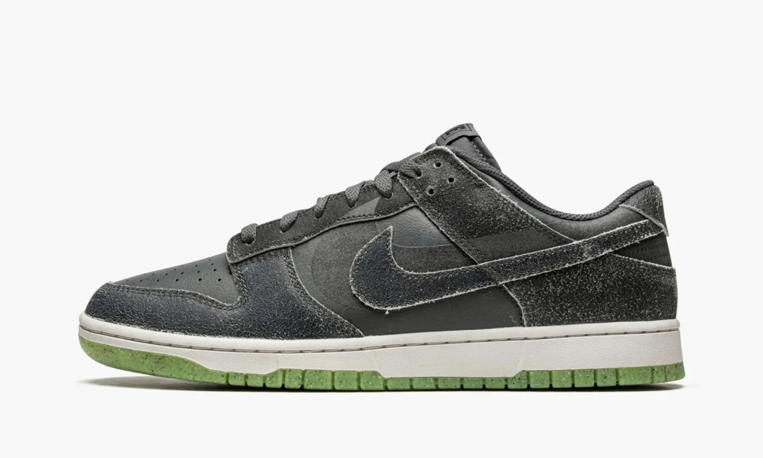 Nike Dunk Low PRM «Halloween 2022»
