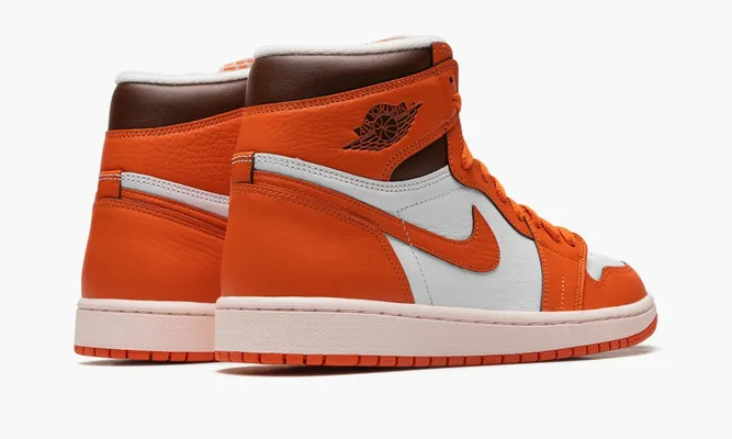 Кроссовки Air Jordan 1 Retro High OG WMNS «Starfish» оранжевый