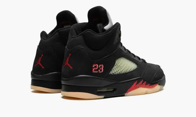 Кроссовки Air Jordan 5 Retro WMNS «Gore-tex Off-noir» черный