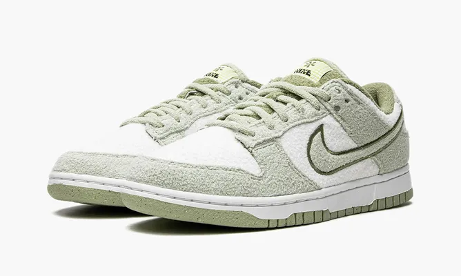 Кроссовки Nike Dunk Low SE WMNS «Fleece Pack Honeydew» зеленый