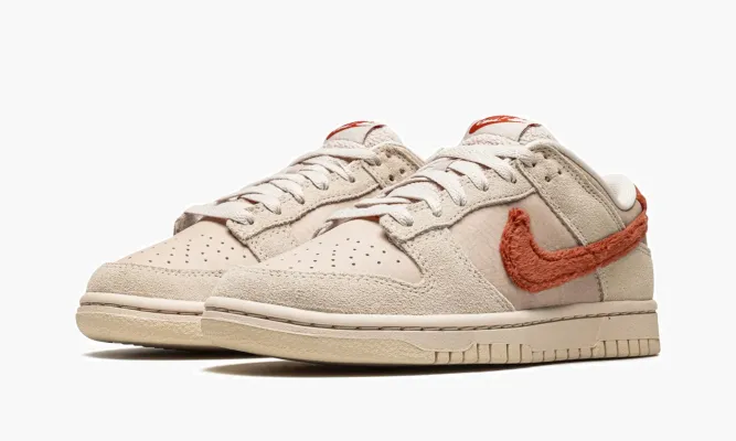 Кроссовки Nike Dunk Low WMNS «Terry Swoosh» бежевый