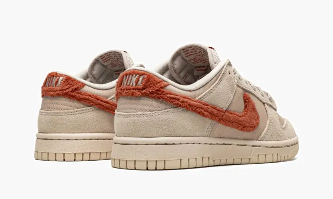 Кроссовки Nike Dunk Low WMNS «Terry Swoosh» бежевый