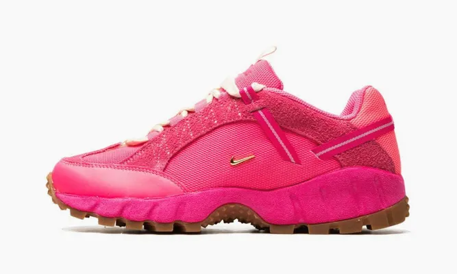 Кроссовки Nike Air Humara LX WMNS «Jacquemus Pink Flash» розовый