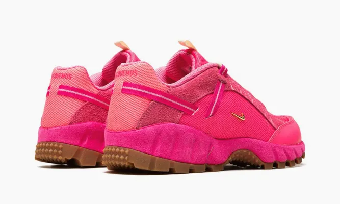 Кроссовки Nike Air Humara LX WMNS «Jacquemus Pink Flash» розовый