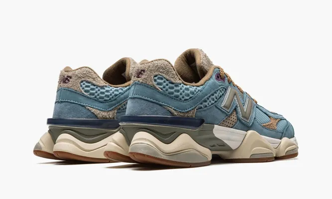 Кроссовки New Balance 9060 «Bodega Age Of Discovery» lightBlue
