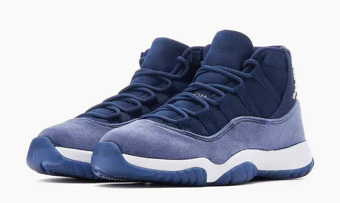 Кроссовки Air Jordan 11 Retro WMNS «Midnight Navy» синий