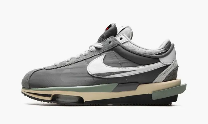 Кроссовки Nike Zoom Cortez SP «Sacai Iron Grey» серый