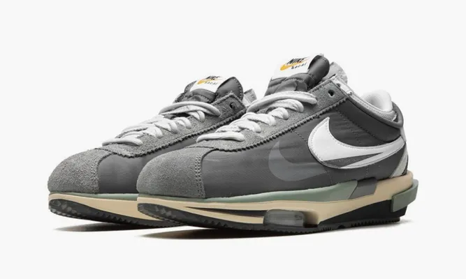 Кроссовки Nike Zoom Cortez SP «Sacai Iron Grey» серый