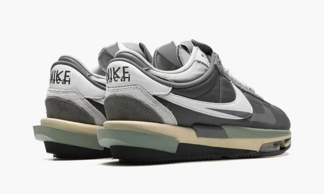 Кроссовки Nike Zoom Cortez SP «Sacai Iron Grey» серый