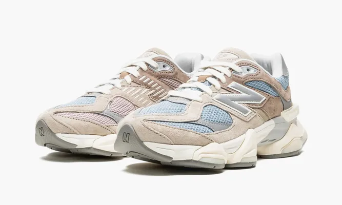 Кроссовки New Balance 9060 «Sea Salt / Blue» бежевый