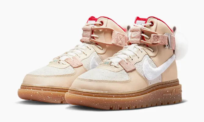 Кроссовки Nike Air Force 1 High Utility 2.0 WMNS «Leap High» кремовый