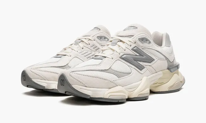 Кроссовки New Balance 9060 «Sea Salt White» кремовый
